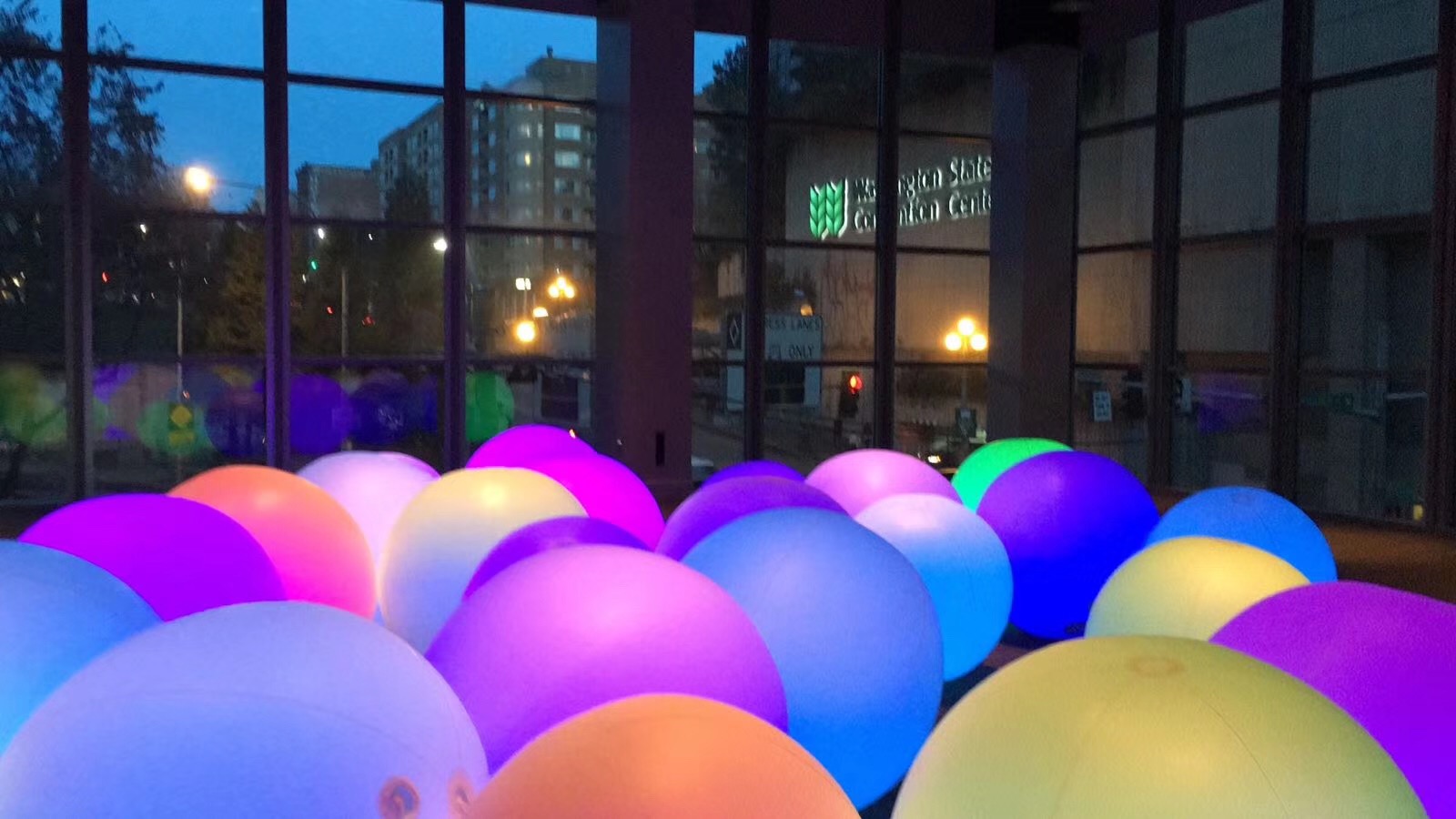 LED インフレータブル タッチカラー ボール PVC ライ - Led Balloon Light のレビューと価格