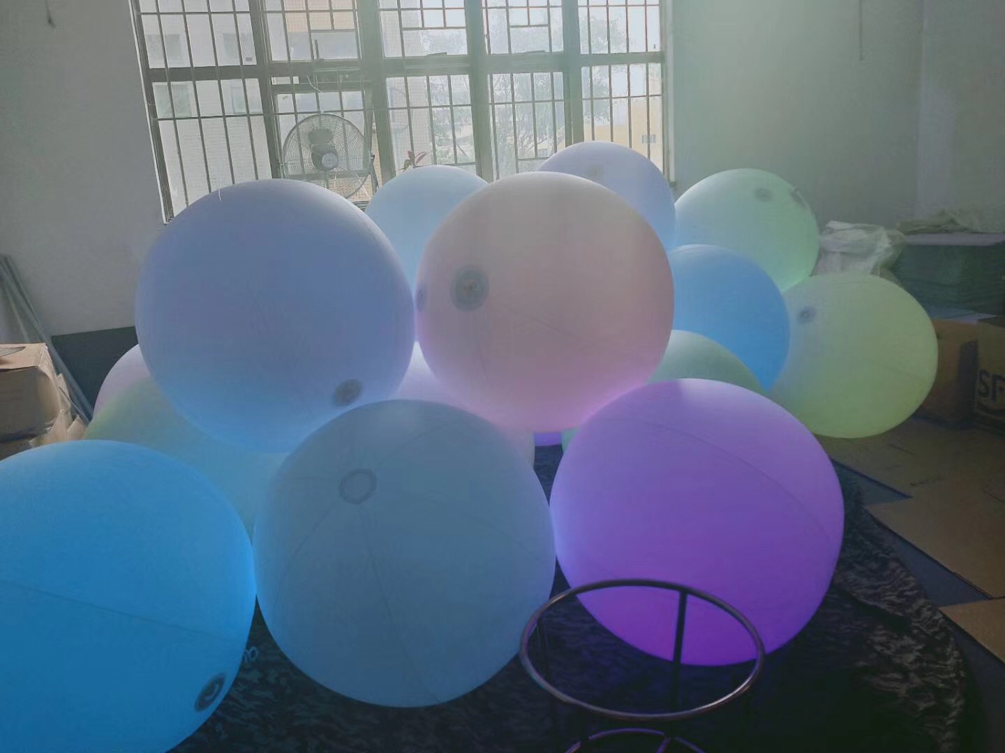 LED インフレータブル タッチカラー ボール PVC ライ - Led Balloon Light のレビューと価格