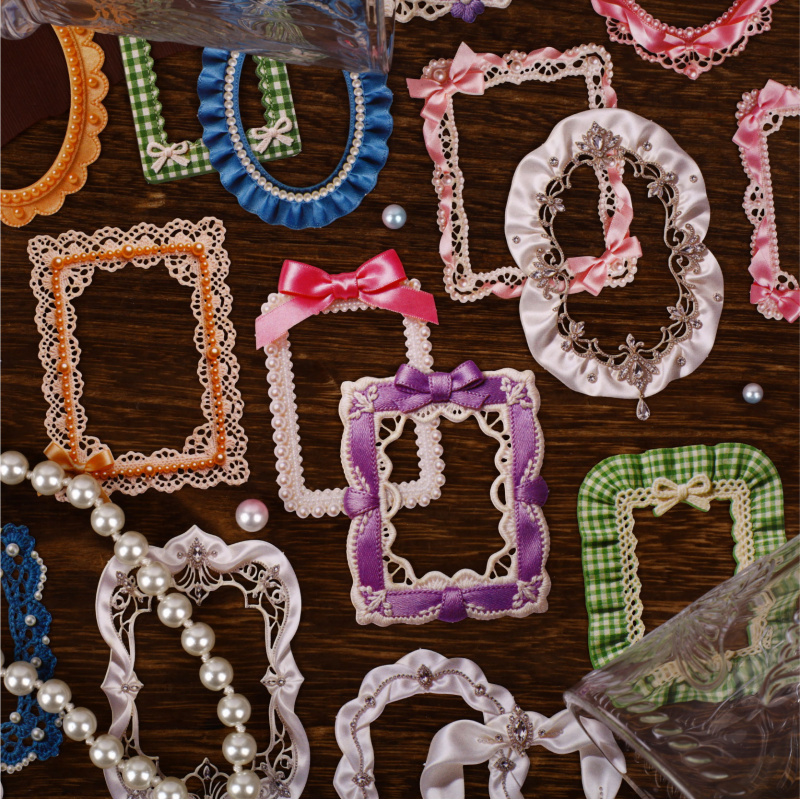 1パック/8個入り ヴィンテージリボンボーダーボウハードカー - Papercraft Supply Ribbon のレビューと価格